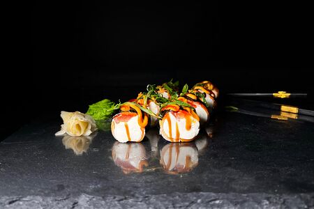 Маки лайт с курицей