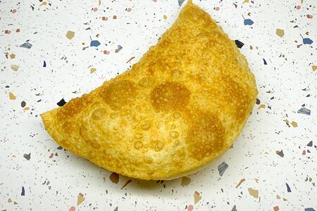 Чебурек с сыром