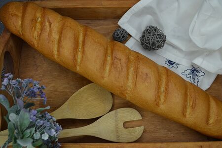 Батон длинный