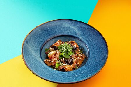 Салат с хрустящими баклажанами