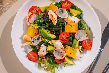 Салат с крабом