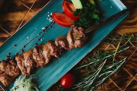 Шашлык из cвинoй шеи