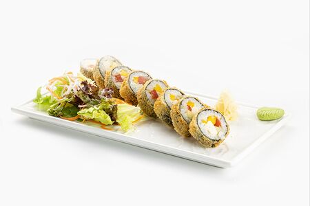 Хрустящий овощной ролл с сыром тофу