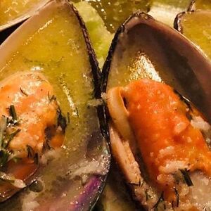 Мидии в чесночном соусе M