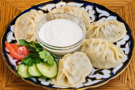 Манты с говядиной