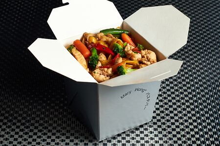 Рваная свинина в соусе терияки