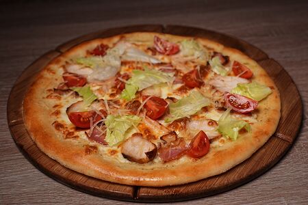 Цезарь с беконом и курицей