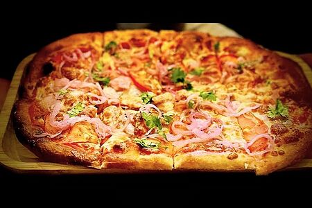 Пицца фирменная