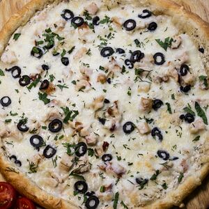 Пицца копченая курочка