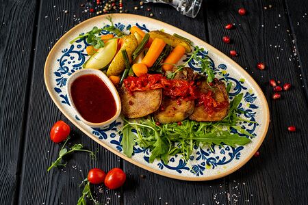 Язык на гриле