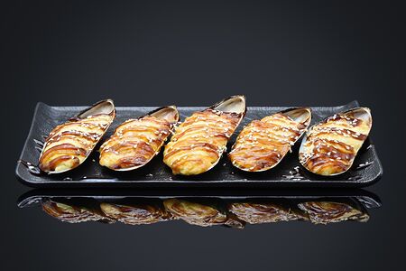 Мидии в раковине