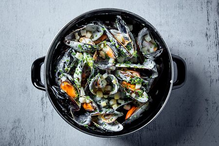 Мидии Дорблю