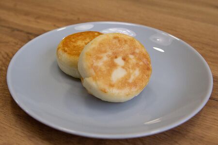 Сырники с вишневой начинкой