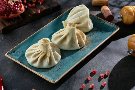 Хинкали со свининой и говядиной