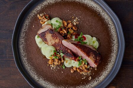 Утка с картофельным пюре