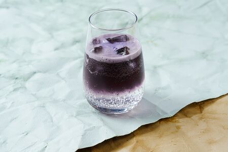 Голубая матча тоник