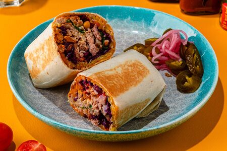 Биг буррито с чили кон карне