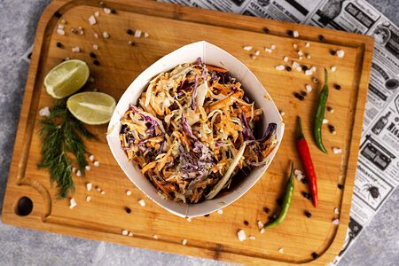 Салат Коул Слоу