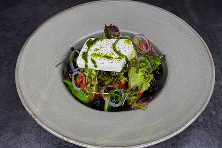 Салат греческий