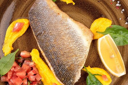 Сибас с морковным муссом