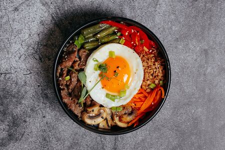 Пибимпап с говядиной