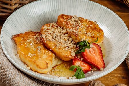 Оладьи с сыром и медом