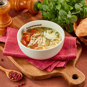 Куриный суп с лапшой