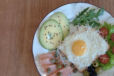 Итальянский завтрак с лососем