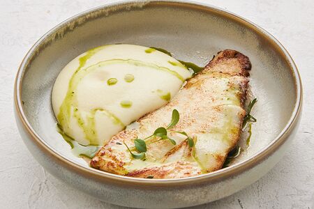 Филе камбалы с картофельным пюре