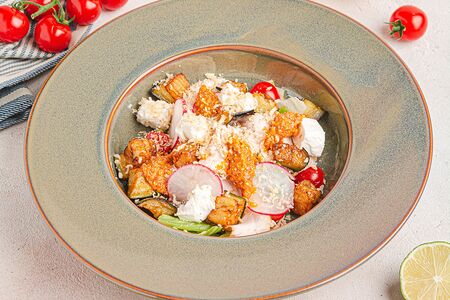 Ромеско с индейкой и сыром фета