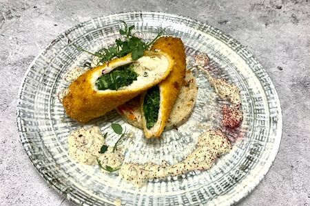 Куриная грудка в ореховом соусе