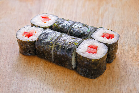 Маки с перцем