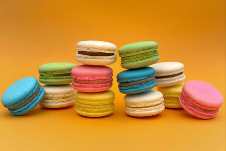 Набор макарони с разными вкусами