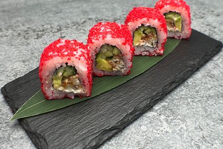 Ролл Калифорния с угрем