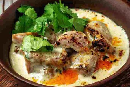 Чкмерули с соусом из кинзы