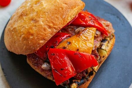 Панино с сальсиччей