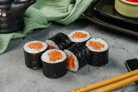 Маки Лосось