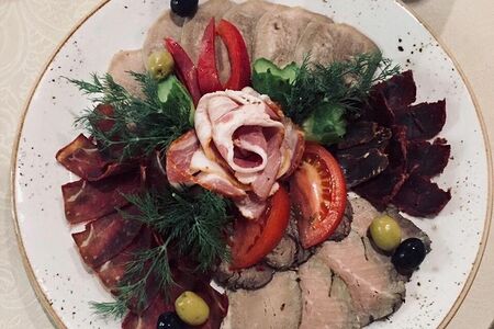 Мясное ассорти