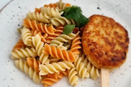 Котлета Эскимо с гарниром на выбор