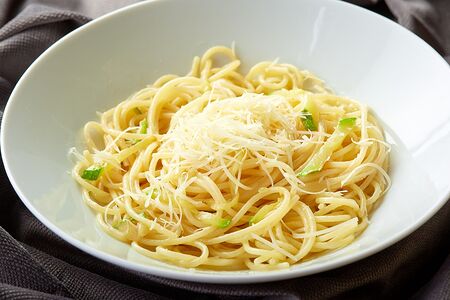 Спагетти с сыром