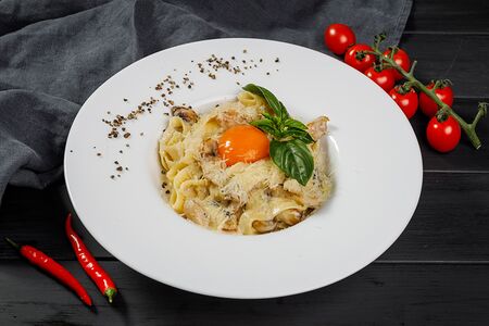 Феттуччине с курицей