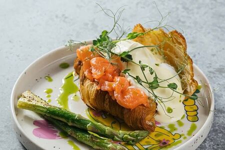 Бенедикт с лососем