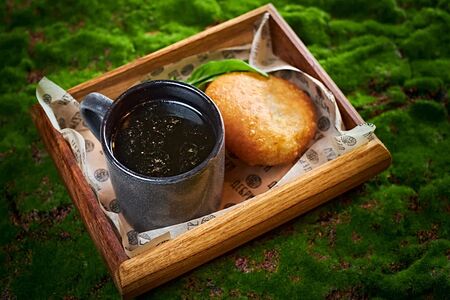 Бульон с беляшом