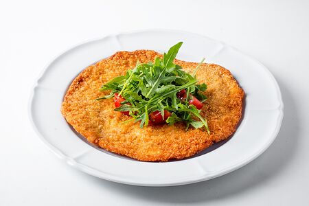 Миланезе с салатом