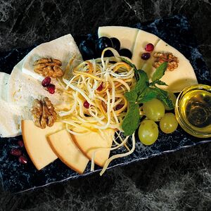 Ассорти кавказских сыров