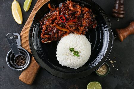 Свинина по-сычуаньски