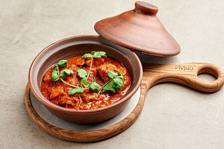 Чашушули из говядины, тушеной с томатами и грузинскими специями