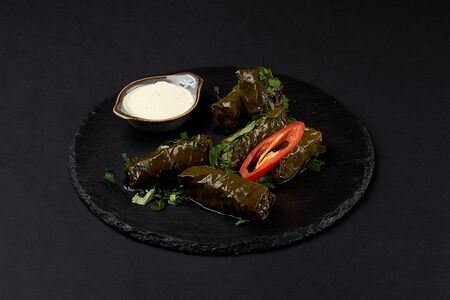 Долма из свинины и говядины