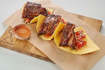 Свиные рёбра горячего копчения