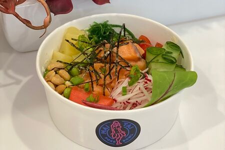 Поке с лососем